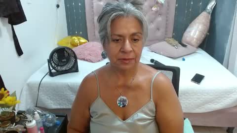 lalisha online show from 04/28/26, 02:27