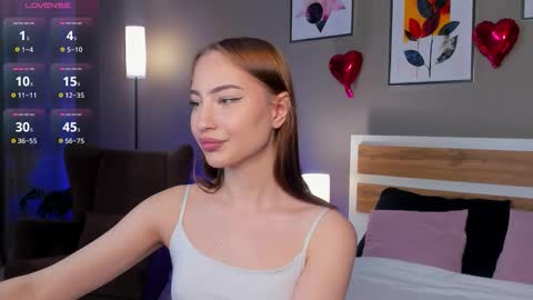 Snapshot of lallycute chatting on 02/15/26, 05:42 Lali online show from 02/15/26, 05:42