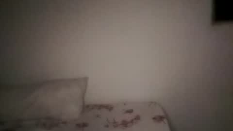 Snapshot of laly1010 chatting on 11/02/25, 02:25 laly1010 online show from 11/02/25, 02:25