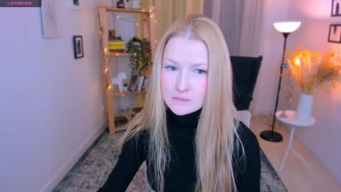 Laly online show from 12/30/24, 03:24