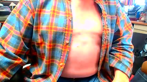 Snapshot of lamarbrazil chatting on 02/06/25, 07:40 lamarbrazil online show from 02/06/25, 07:40