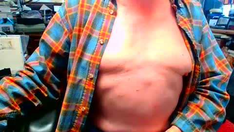 Snapshot of lamarbrazil chatting on 02/13/25, 08:13 lamarbrazil online show from 02/13/25, 08:13