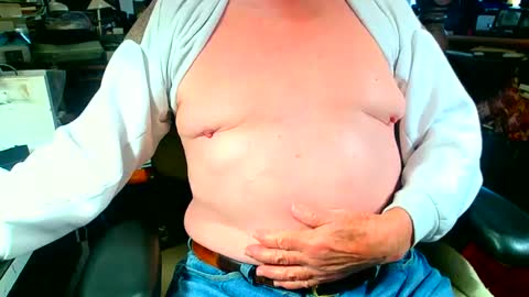 Snapshot of lamarbrazil chatting on 02/15/25, 12:26 lamarbrazil online show from 02/15/25, 12:26