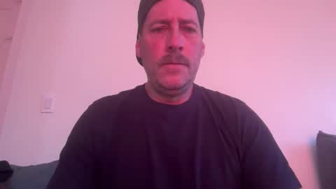 Snapshot of lampin1 chatting on 03/18/26, 05:27 lampin1 online show from 03/18/26, 05:27