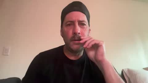Snapshot of lampin1 chatting on 03/24/26, 04:01 lampin1 online show from 03/24/26, 04:01