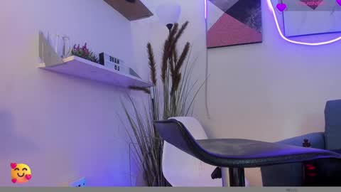    online show from 02/08/25, 10:08