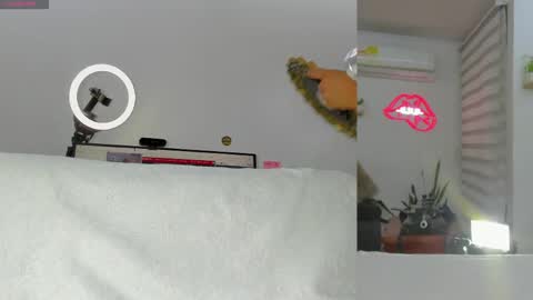 Lana online show from 05/09/26, 09:14