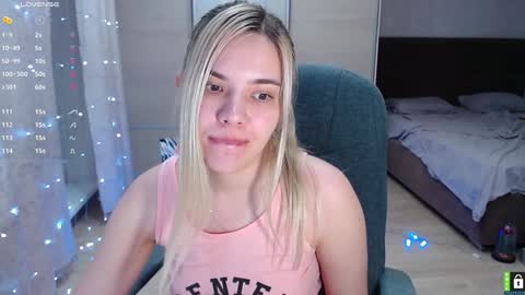 Snapshot of lana__nova chatting on 02/02/25, 01:19 Lana online show from 02/02/25, 01:19