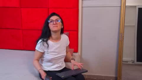 Snapshot of lana_banner chatting on 04/26/26, 04:21 LanaBanner online show from 04/26/26, 04:21