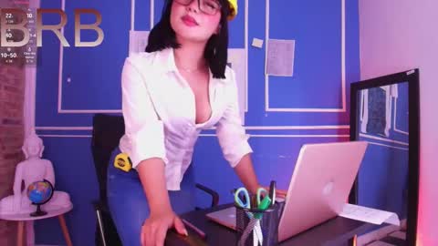 Snapshot of lana_beket_ chatting on 03/29/26, 10:59 Lana online show from 03/29/26, 10:59