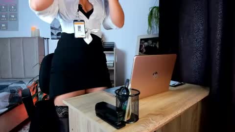 Snapshot of lana_beket_ chatting on 05/16/26, 12:40 Lana online show from 05/16/26, 12:40
