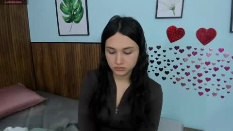 Lana online show from 05/10/26, 12:21