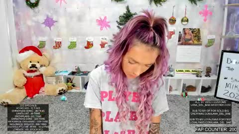 Lana Del Bae online show from 12/17/25, 03:34