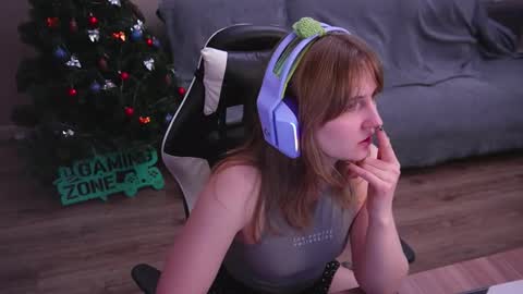 Snapshot of lana_del_kay chatting on 01/09/26, 08:32 Kay online show from 01/09/26, 08:32