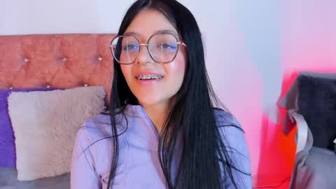 Snapshot of lana_dol chatting on 02/07/25, 03:08 ... . . ... online show from 02/07/25, 03:08