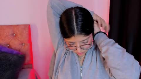 Snapshot of lana_dol chatting on 02/21/25, 12:06 ... . . ... online show from 02/21/25, 12:06