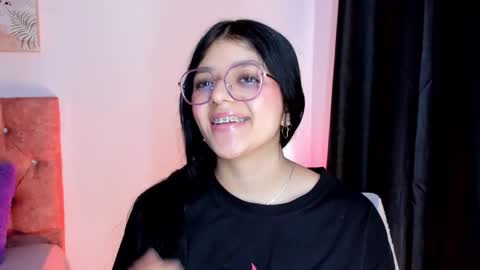 Snapshot of lana_dol chatting on 03/10/25, 02:59 ... . . ... online show from 03/10/25, 02:59