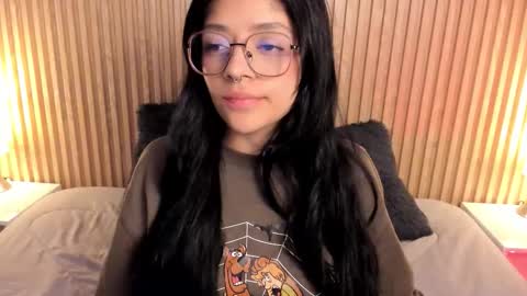 Snapshot of lana_dol chatting on 09/10/25, 12:16 ... . . ... online show from 09/10/25, 12:16