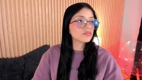 Snapshot of lana_dol chatting on 09/12/25, 12:49 ... . . ... online show from 09/12/25, 12:49