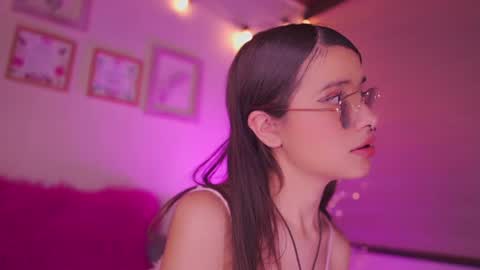 Snapshot of lana_dreams_ chatting on 06/11/26, 02:53 Lana online show from 06/11/26, 02:53