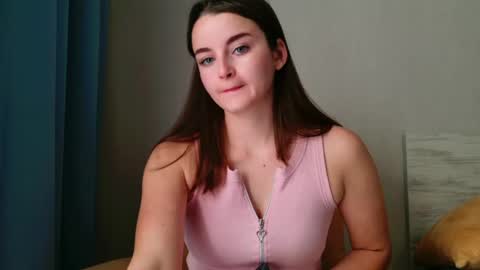lana_gl online show from 04/27/26, 07:17