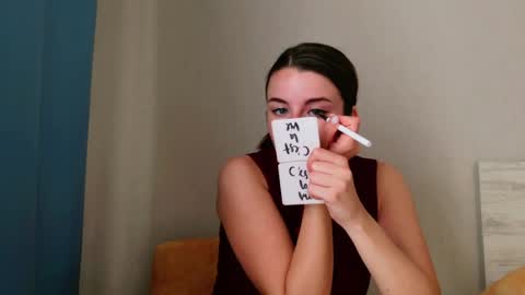lana_gl online show from 05/12/26, 06:43
