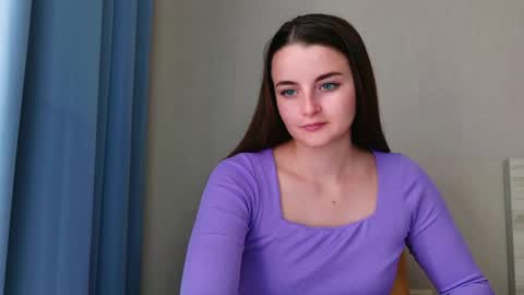 lana_gl online show from 05/21/26, 10:00