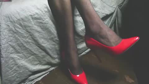 Snapshot of lana_legs53 chatting on 11/24/25, 07:08 lana_legs53 online show from 11/24/25, 07:08