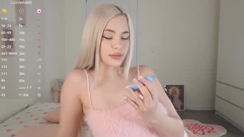 Lana online show from 12/11/24, 11:32