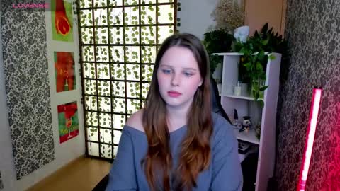 Snapshot of lana_moon__ chatting on 10/18/25, 08:59 Lana online show from 10/18/25, 08:59