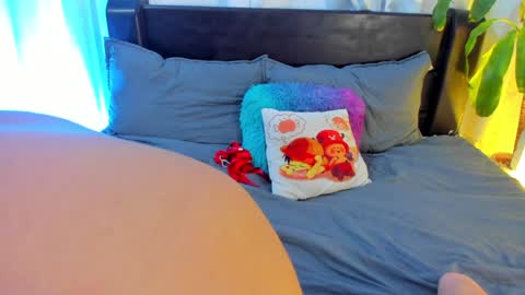 Snapshot of lanaa_paul1 chatting on 01/24/25, 11:04 emma online show from 01/24/25, 11:04