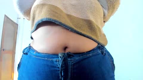 Snapshot of lanaa_paul1 chatting on 02/18/25, 07:09 emma online show from 02/18/25, 07:09