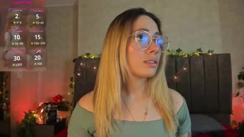 Snapshot of lanaamills chatting on 03/20/26, 03:55 Lana online show from 03/20/26, 03:55