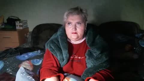 lanacat555 online show from 02/04/26, 12:16