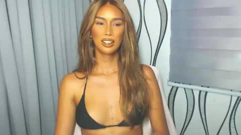 Snapshot of lanadel_hilton chatting on 01/26/25, 03:06 Lana online show from 01/26/25, 03:06