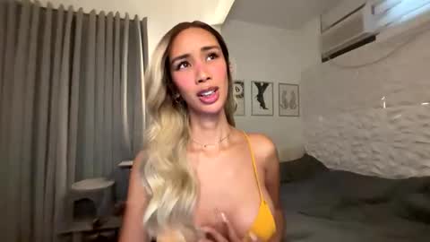 Snapshot of lanadel_hilton chatting on 03/10/26, 01:54 Lana online show from 03/10/26, 01:54