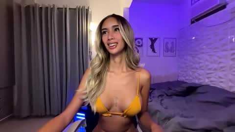 Snapshot of lanadel_hilton chatting on 03/24/26, 02:16 Lana online show from 03/24/26, 02:16