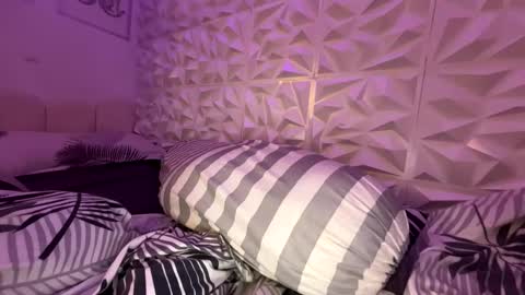 Snapshot of lanadel_hilton chatting on 05/06/26, 06:19 Lana online show from 05/06/26, 06:19