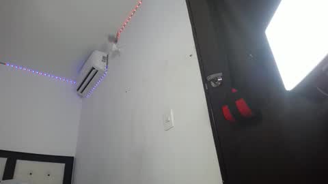 Lana  Valery  online show from 05/17/26, 04:21
