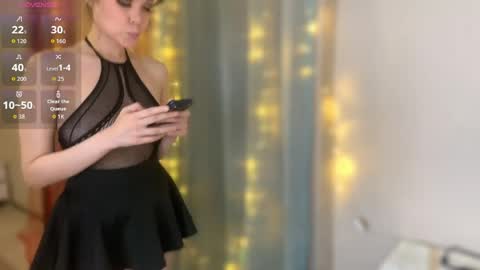 LanaDreamX online show from 05/11/26, 06:05