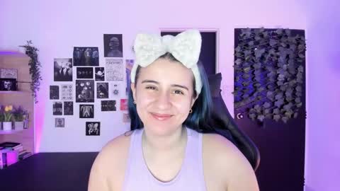 Snapshot of lanaherondale_ chatting on 12/18/25, 09:15 lanaherondale_ online show from 12/18/25, 09:15