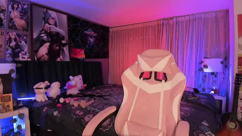 L A N A  online show from 01/17/25, 05:11