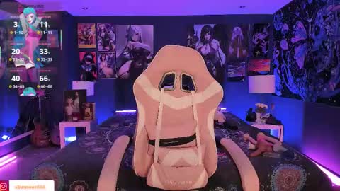 L A N A  online show from 11/04/25, 12:04