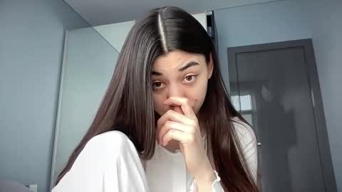 Lana online show from 11/15/25, 11:18