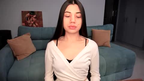 Lana online show from 05/08/26, 07:30