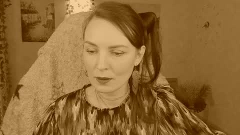 Snapshot of lanaradiance chatting on 05/14/26, 03:19 Lana Radiance online show from 05/14/26, 03:19
