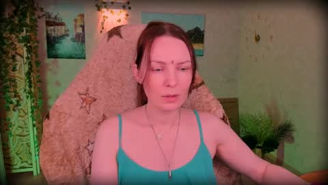 Snapshot of lanaradiance chatting on 05/20/26, 04:02 Lana Radiance online show from 05/20/26, 04:02
