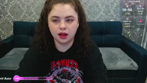 Snapshot of lanaroub chatting on 04/27/26, 03:04 LanaRoub online show from 04/27/26, 03:04