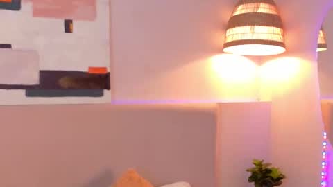 Lana online show from 09/29/25, 08:02