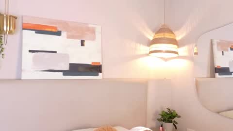 Lana online show from 11/21/25, 08:07